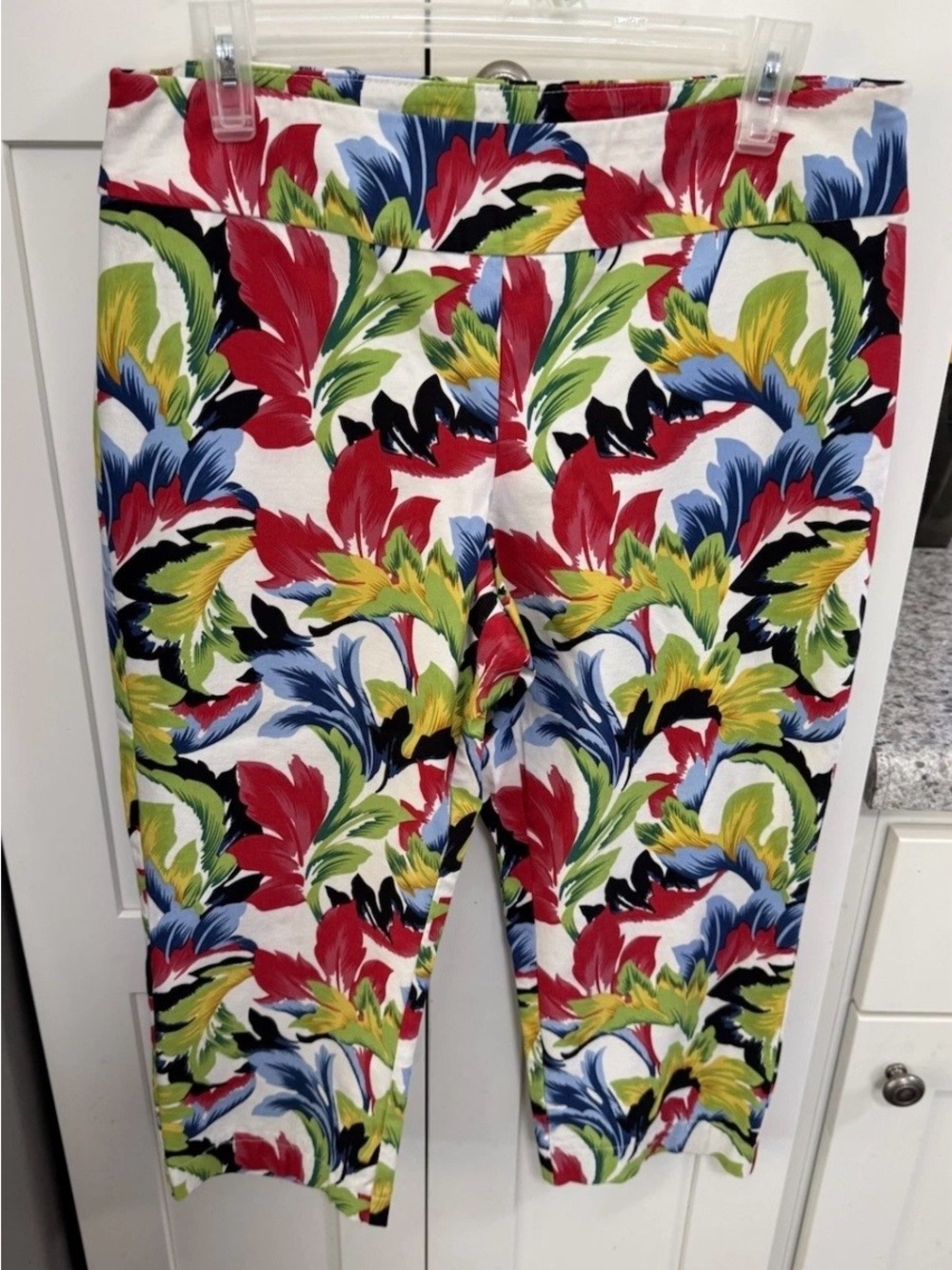 Stampin' Up! Multicolor Floral Crop Capris
